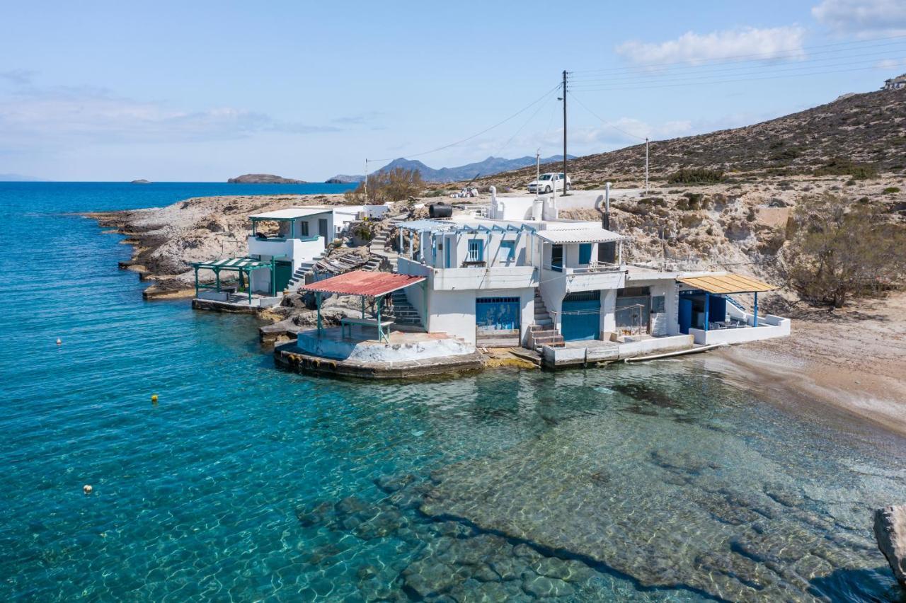 Almera Sea View Boat House Adamantas  Exterior photo